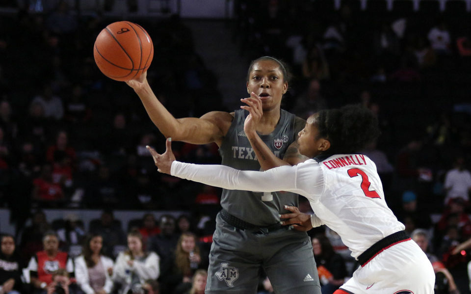01202019_crj_womensbasketball_uga_texas_00639.jpg